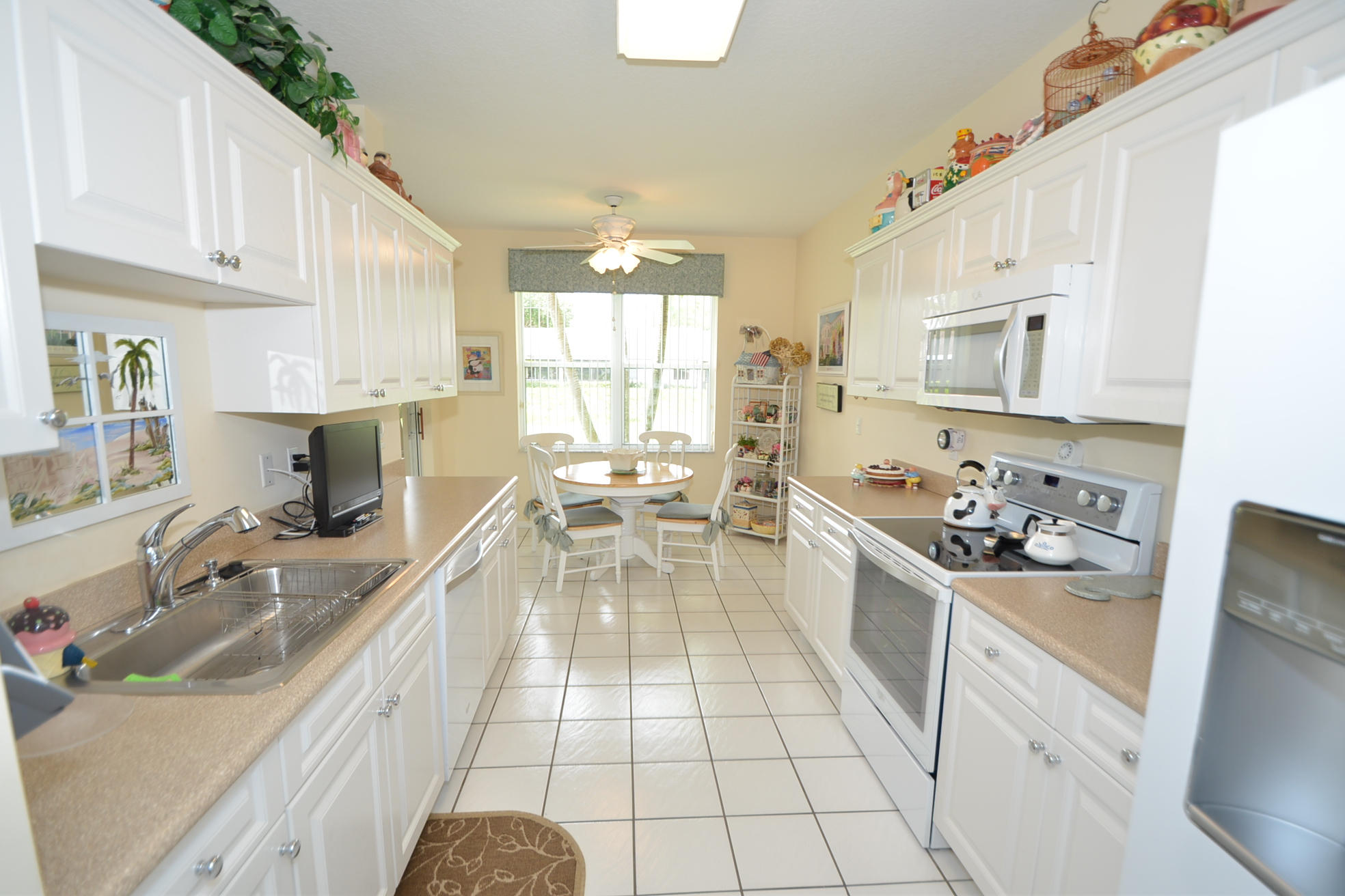 8658 Vía Reale, Unit 3 Boca Raton, FL 33496 - Photo 9 of 41 DSC_0177