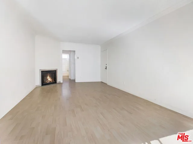 $3,450 | 1538 11th Street, Unit 9, Santa Monica, CA 90401