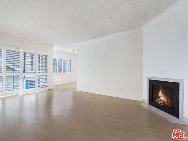 $3,450 | 1538 11th Street, Unit 9, Santa Monica, CA 90401