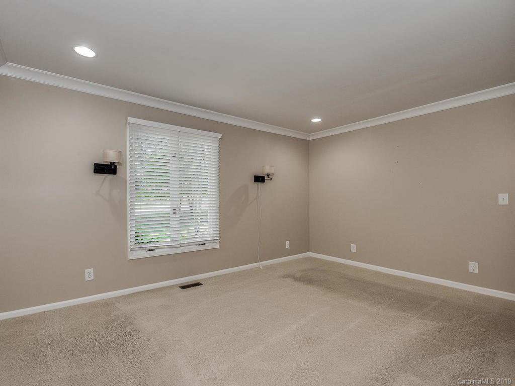 9000 Raintree Lane Charlotte, NC 28277 - Photo 12 of 29 Gallery Image 12