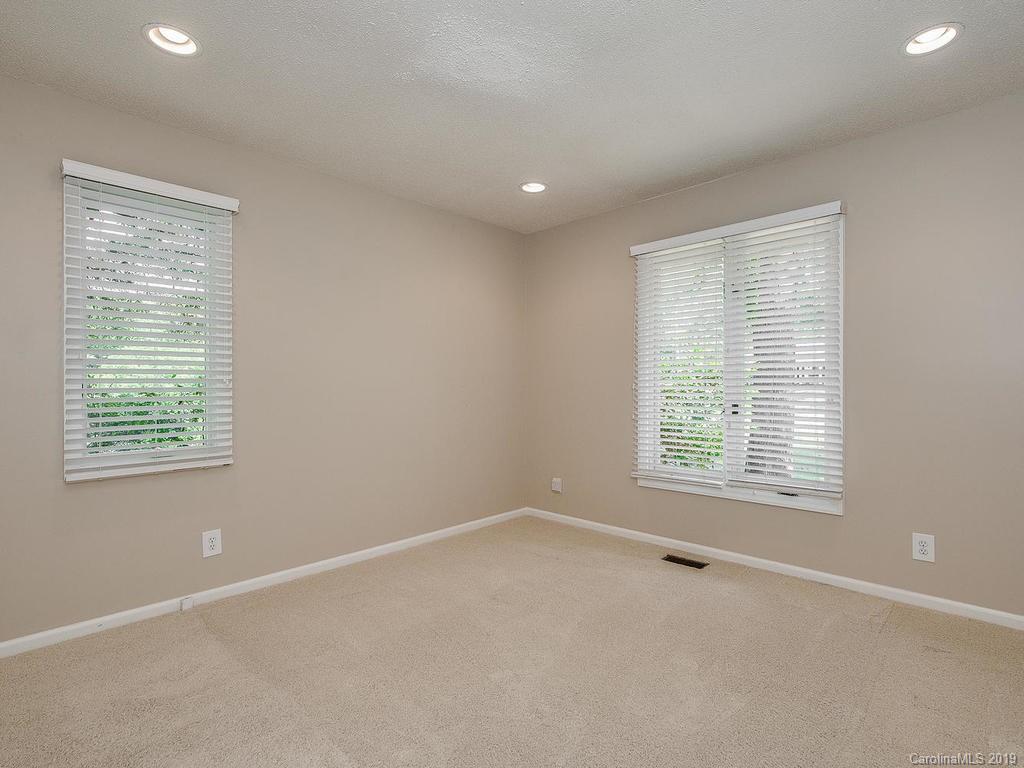 9000 Raintree Lane Charlotte, NC 28277 - Photo 15 of 29 Gallery Image 15