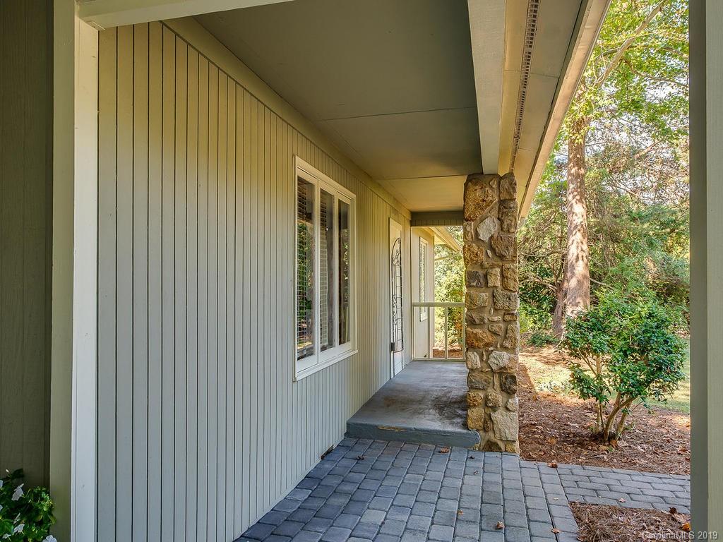9000 Raintree Lane Charlotte, NC 28277 - Photo 4 of 29 Gallery Image 4