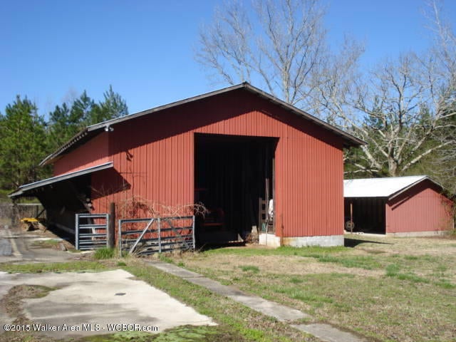 1620 Wells Loop Jasper, AL 35503 - Photo 4 of 17 Gallery Image 4