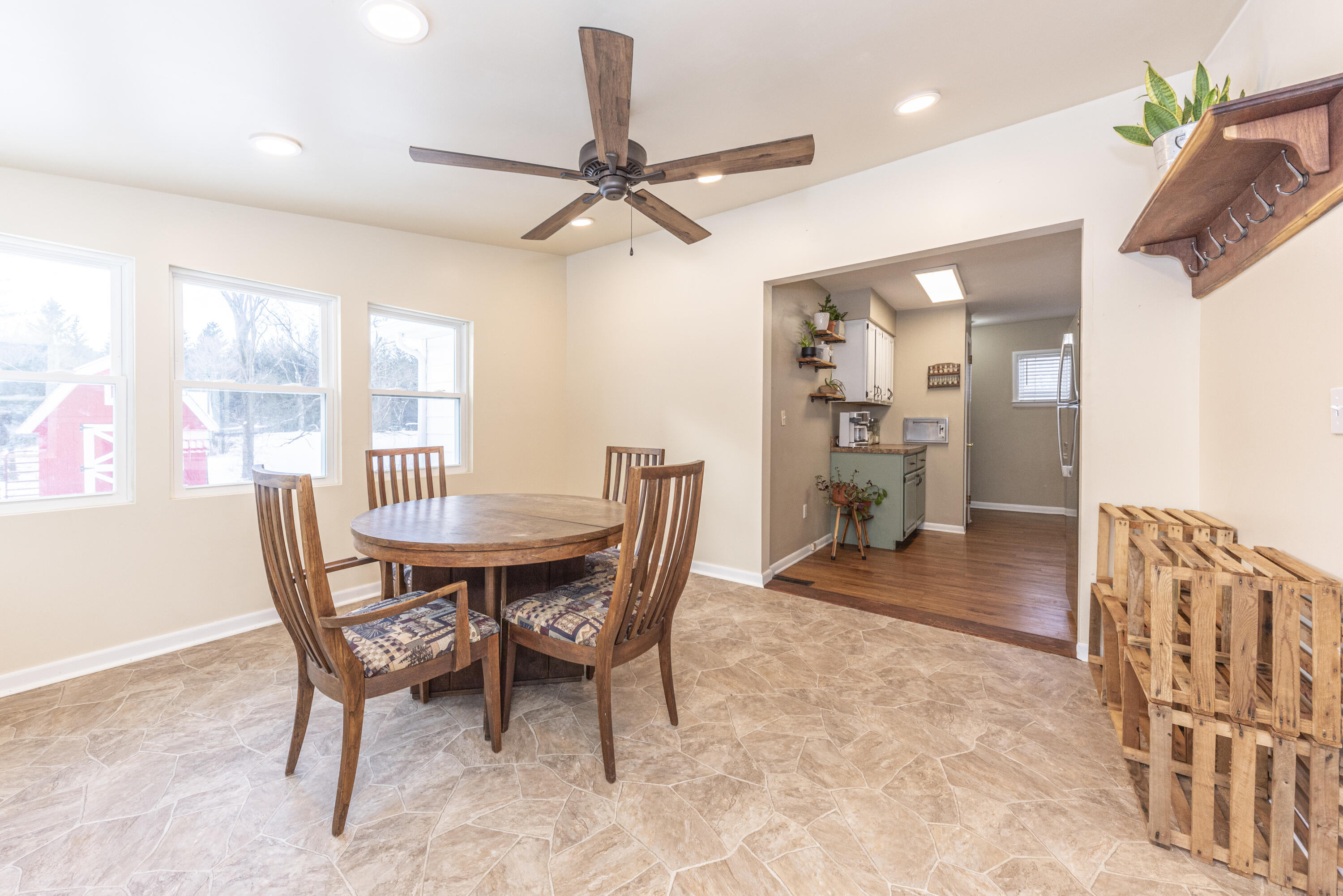 6860 Dexter-Pinckney Road Dexter, MI 48130 - Photo 13 of 48 041_12