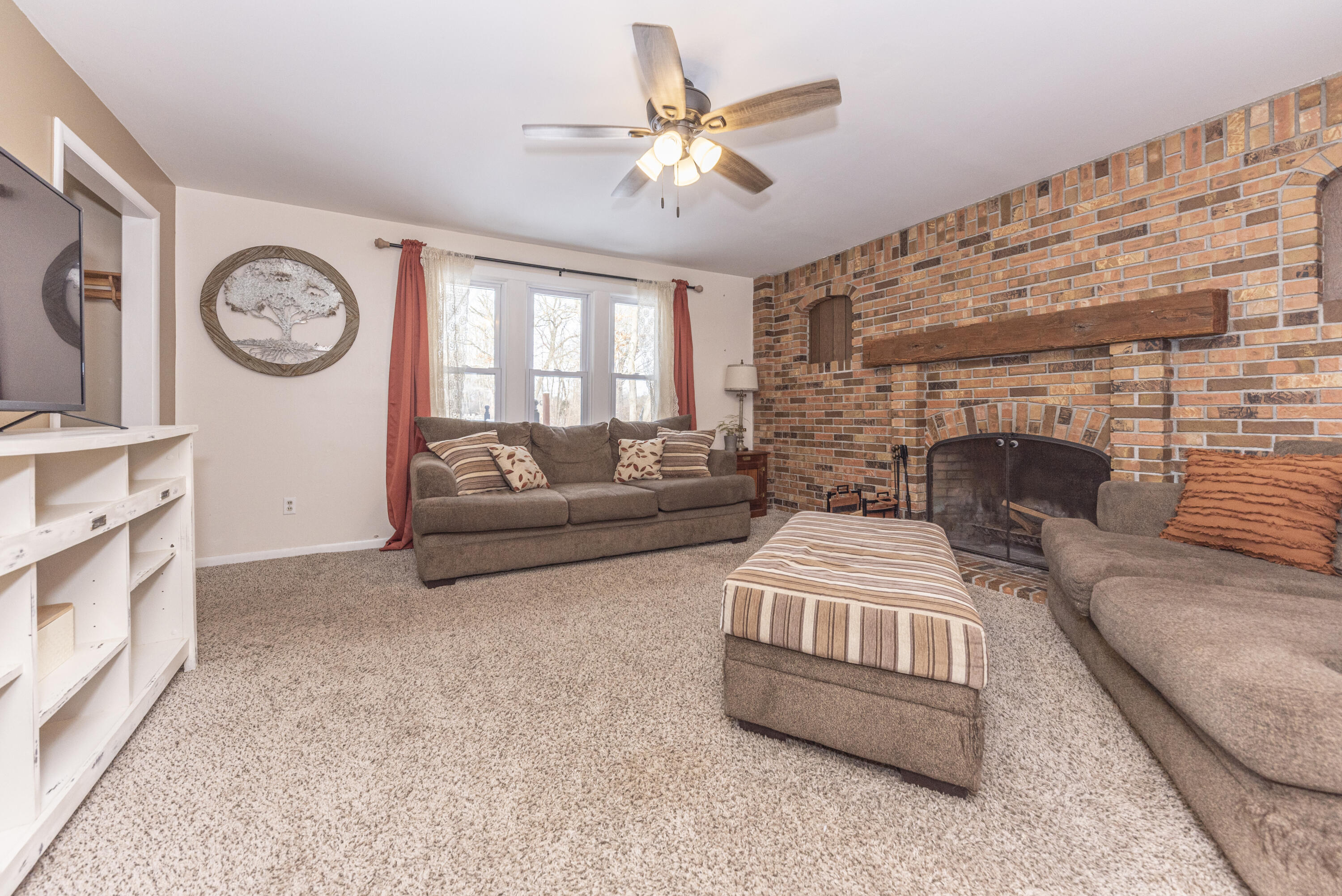 6860 Dexter-Pinckney Road Dexter, MI 48130 - Photo 7 of 48 021_29