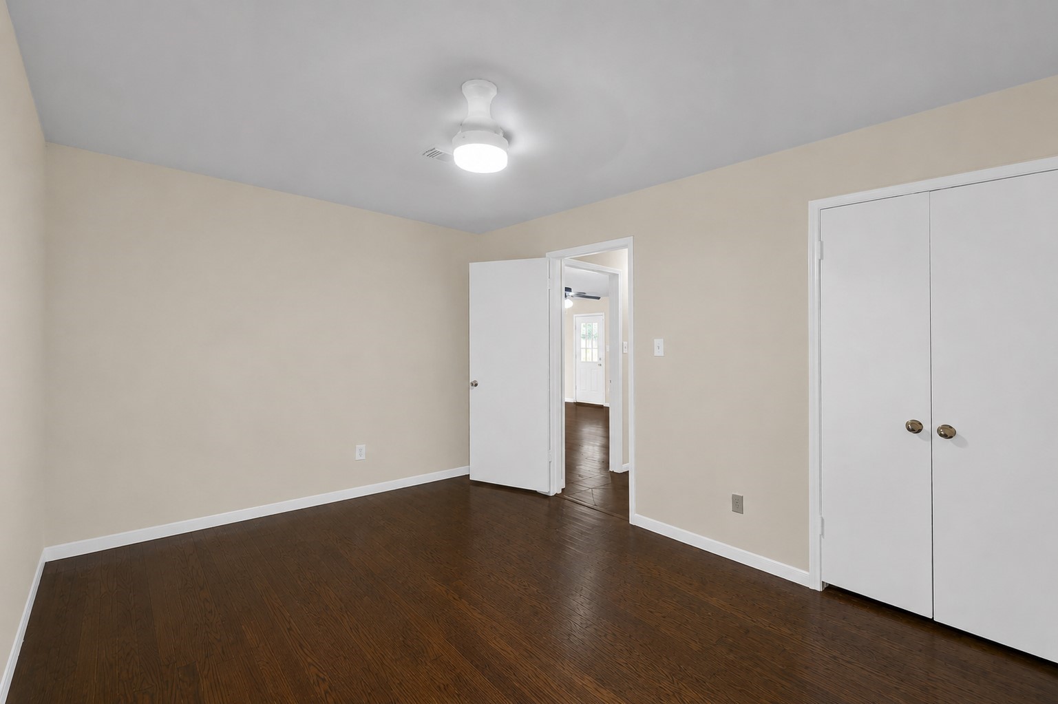29610 Loddington Street Spring, TX 77386 - Photo 20 of 27 secondary bedroom