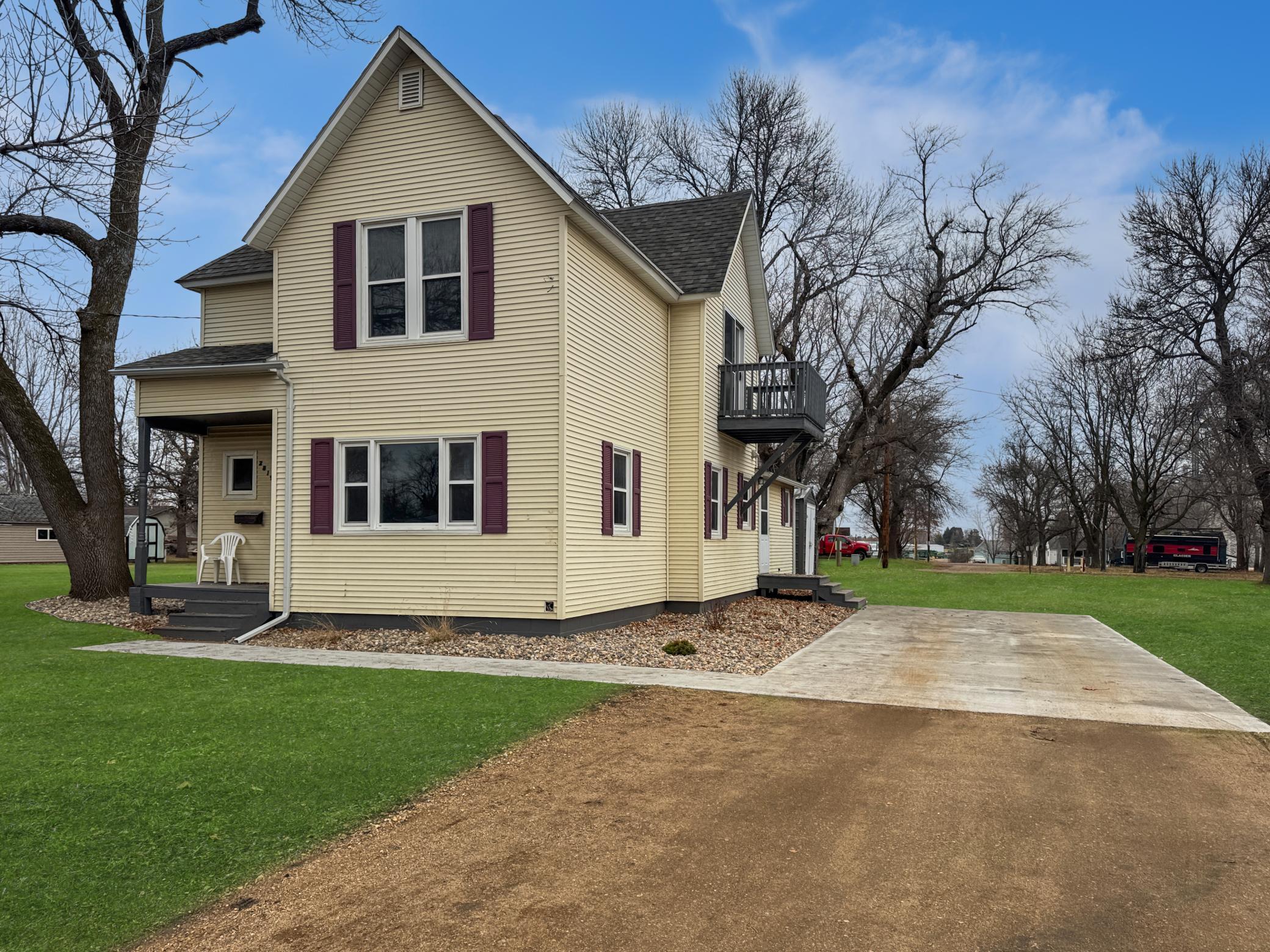 2819 24th Street Slayton, MN 56172 - Photo 1 of 16