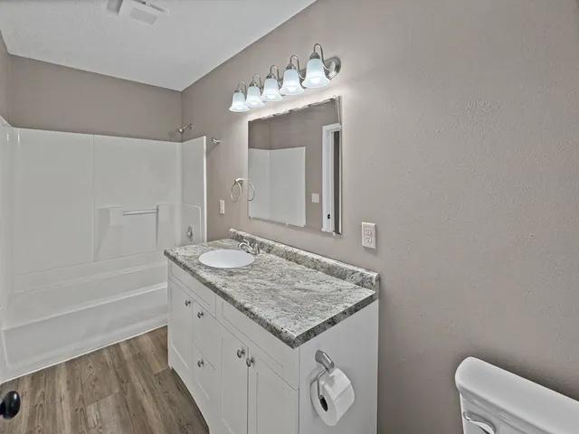 $160,000 | 2819 24th Street, Slayton, MN 56172