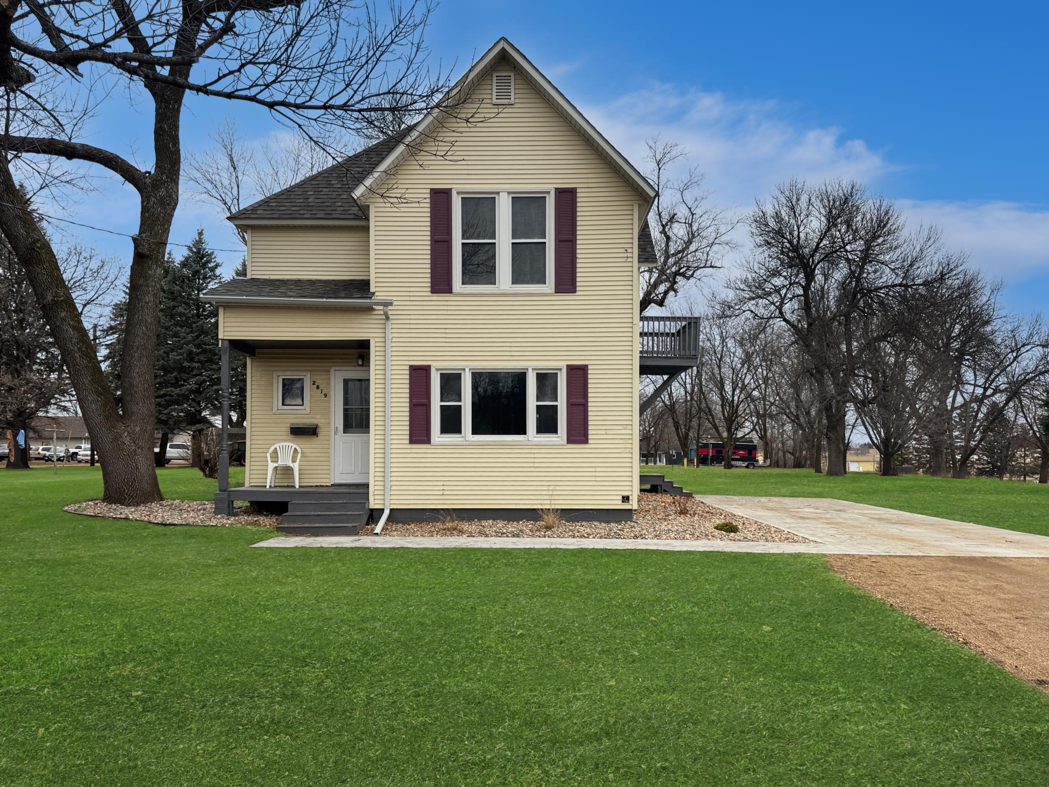 2819 24th Street Slayton, MN 56172 - Photo 2 of 16