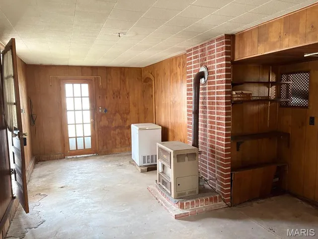 $75,000 | 107 West Abbott Street, Monroe City, MO 63456