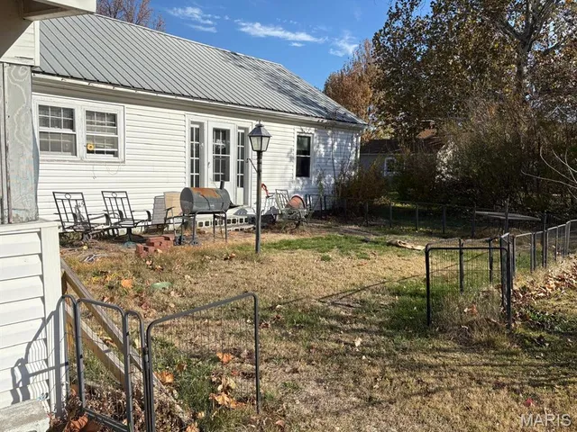 $75,000 | 107 West Abbott Street, Monroe City, MO 63456