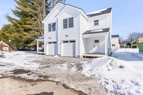 $525,000 | 10 Hogan Circle, Unit 35, Westbrook, ME 04092