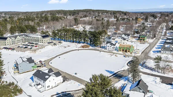 $525,000 | 10 Hogan Circle, Unit 35, Westbrook, ME 04092