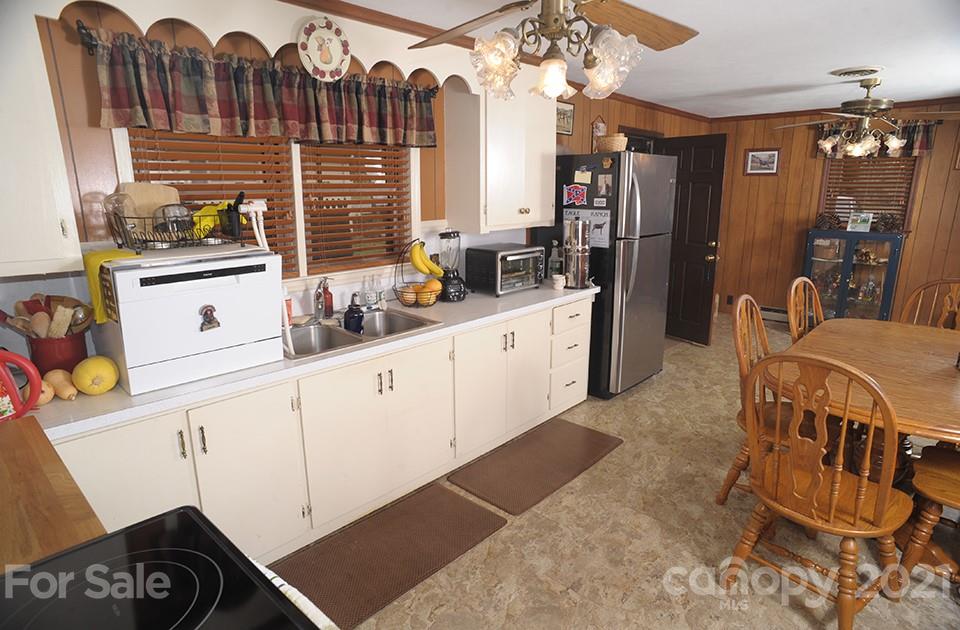 4960 Woodleaf Road Salisbury, NC 28147 - Photo 11 of 20 Gallery Image 11