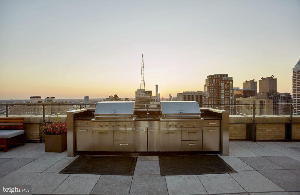 1616 Walnut Street, Unit 2B0509 Philadelphia, PA 19103 - Photo 10 of 28