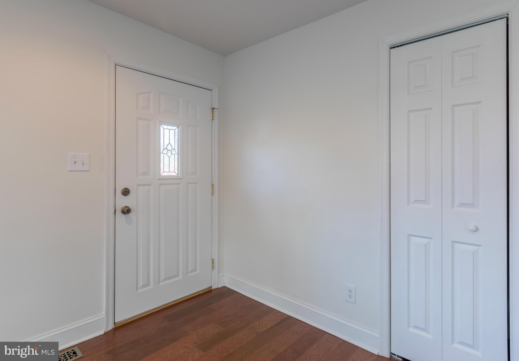 2821 Greenlawn Road Baltimore, MD 21207 - Photo 15 of 28 Interior (General)