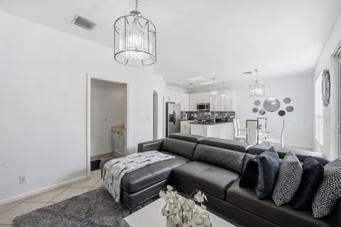 $475,000 | 4162 Winnipeg Way, West Palm Beach, FL 33409