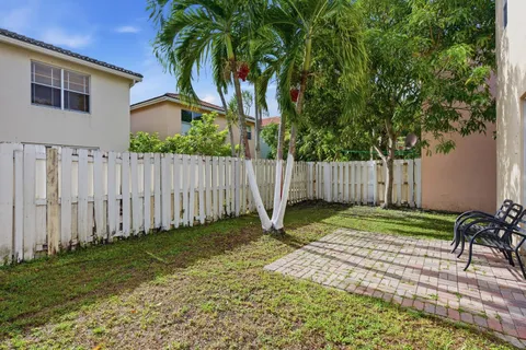 $475,000 | 4162 Winnipeg Way, West Palm Beach, FL 33409
