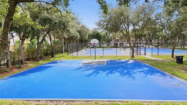 $475,000 | 4162 Winnipeg Way, West Palm Beach, FL 33409