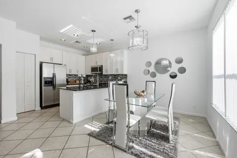 $475,000 | 4162 Winnipeg Way, West Palm Beach, FL 33409