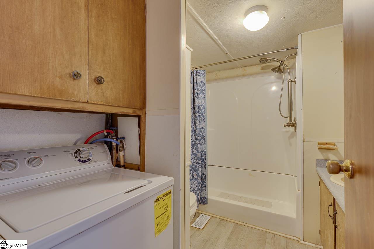 848 Black Snake Road Easley, SC 29640 - Photo 16 of 21