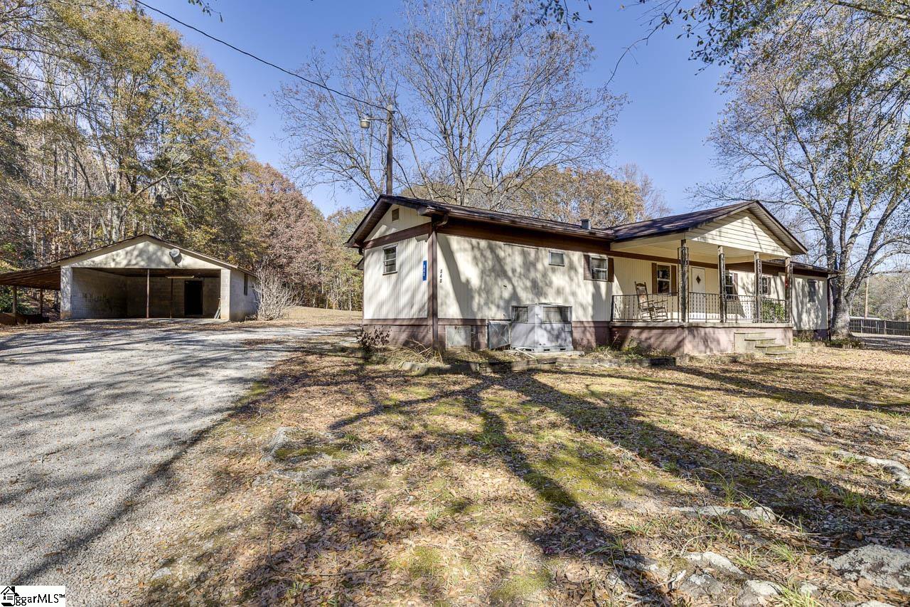 848 Black Snake Road Easley, SC 29640 - Photo 7 of 21