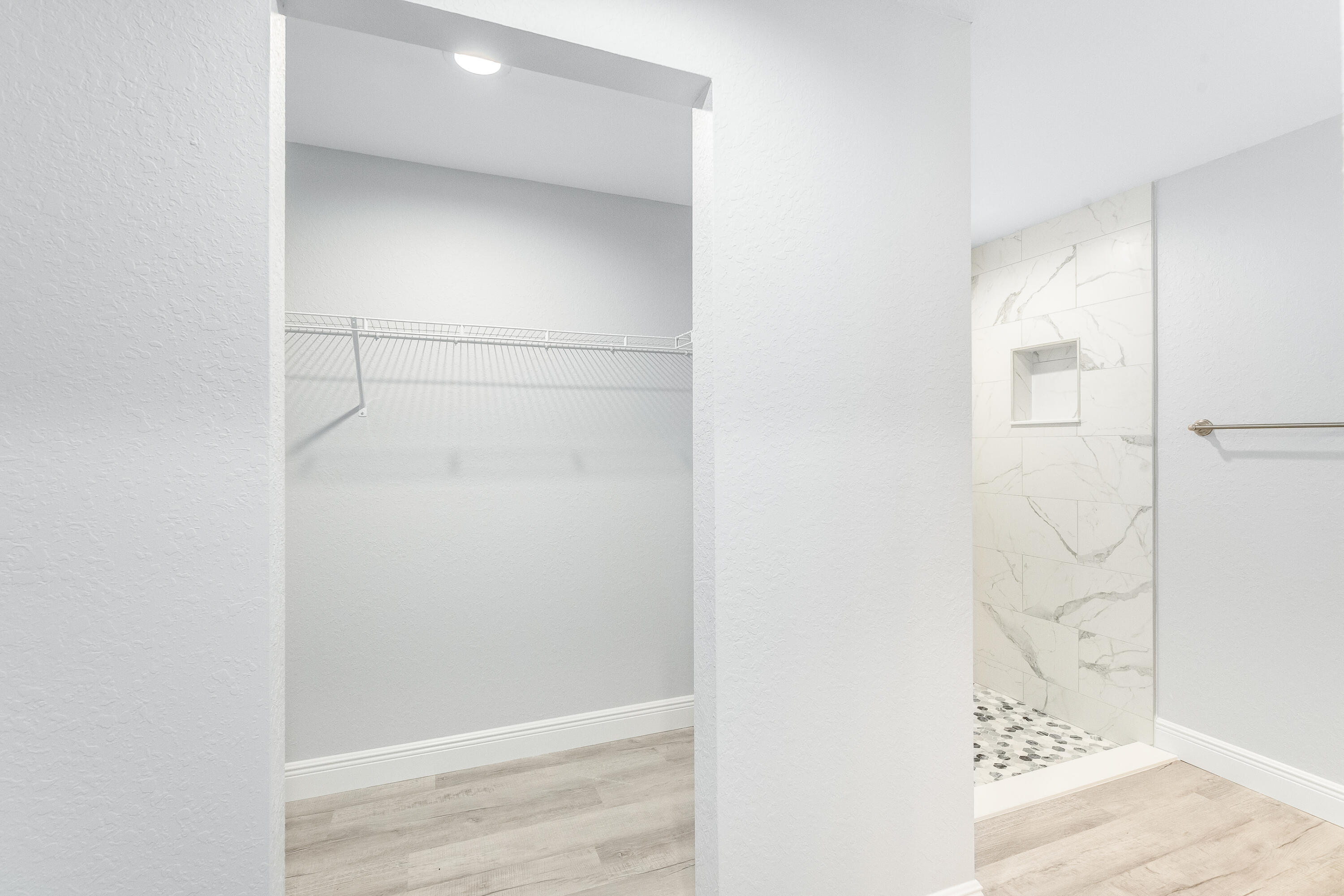 1281 Daton Road Southwest Palm Bay, FL 32908 - Photo 24 of 38 24. Primary Bathroom:Walk-In Closet b