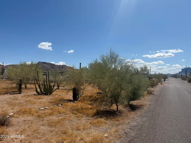 $199,900 | 4653 North Valley Drive, Apache Junction, AZ 85120