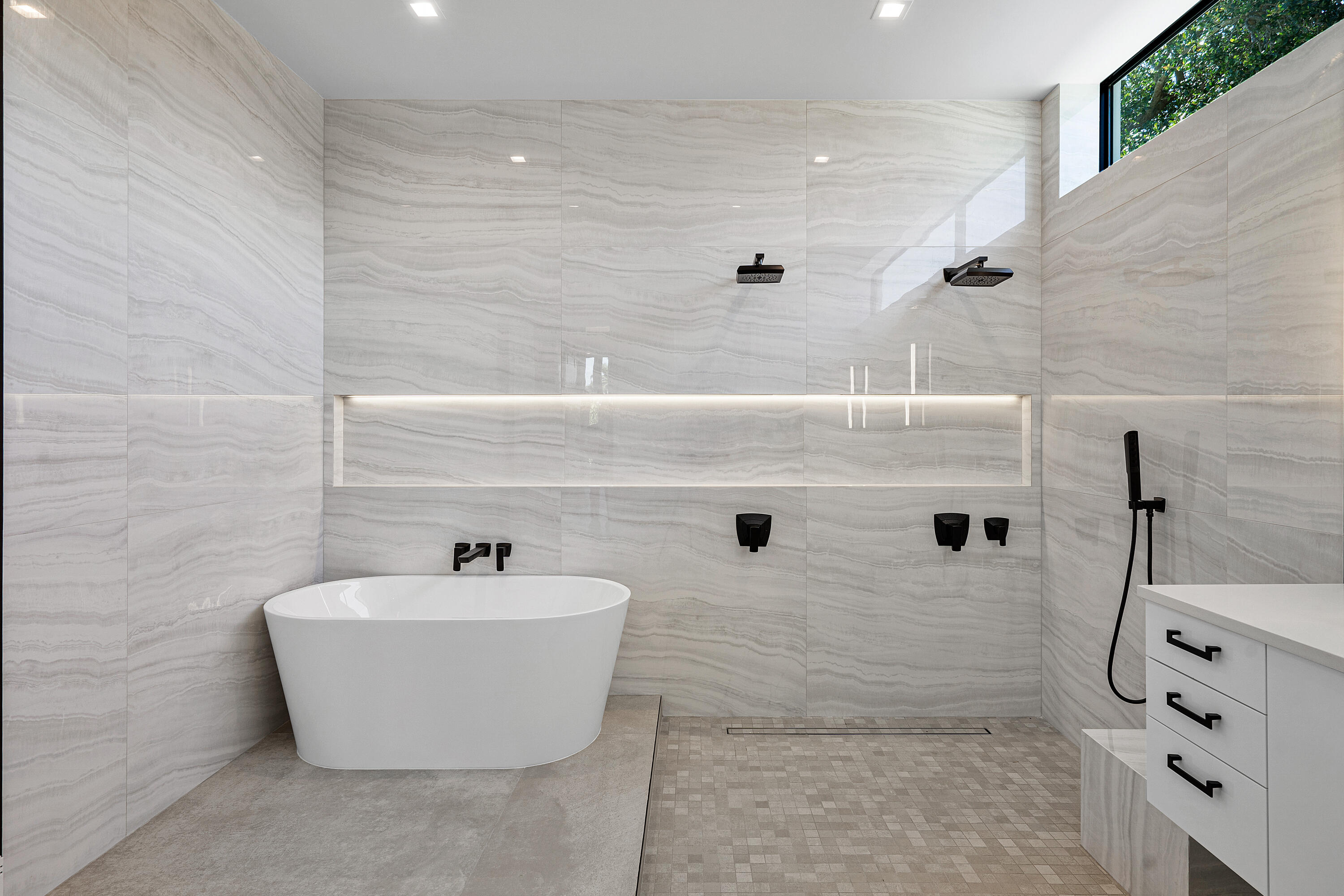 10 Coconut Road Delray Beach, FL 33444 - Photo 15 of 41 Primary bath