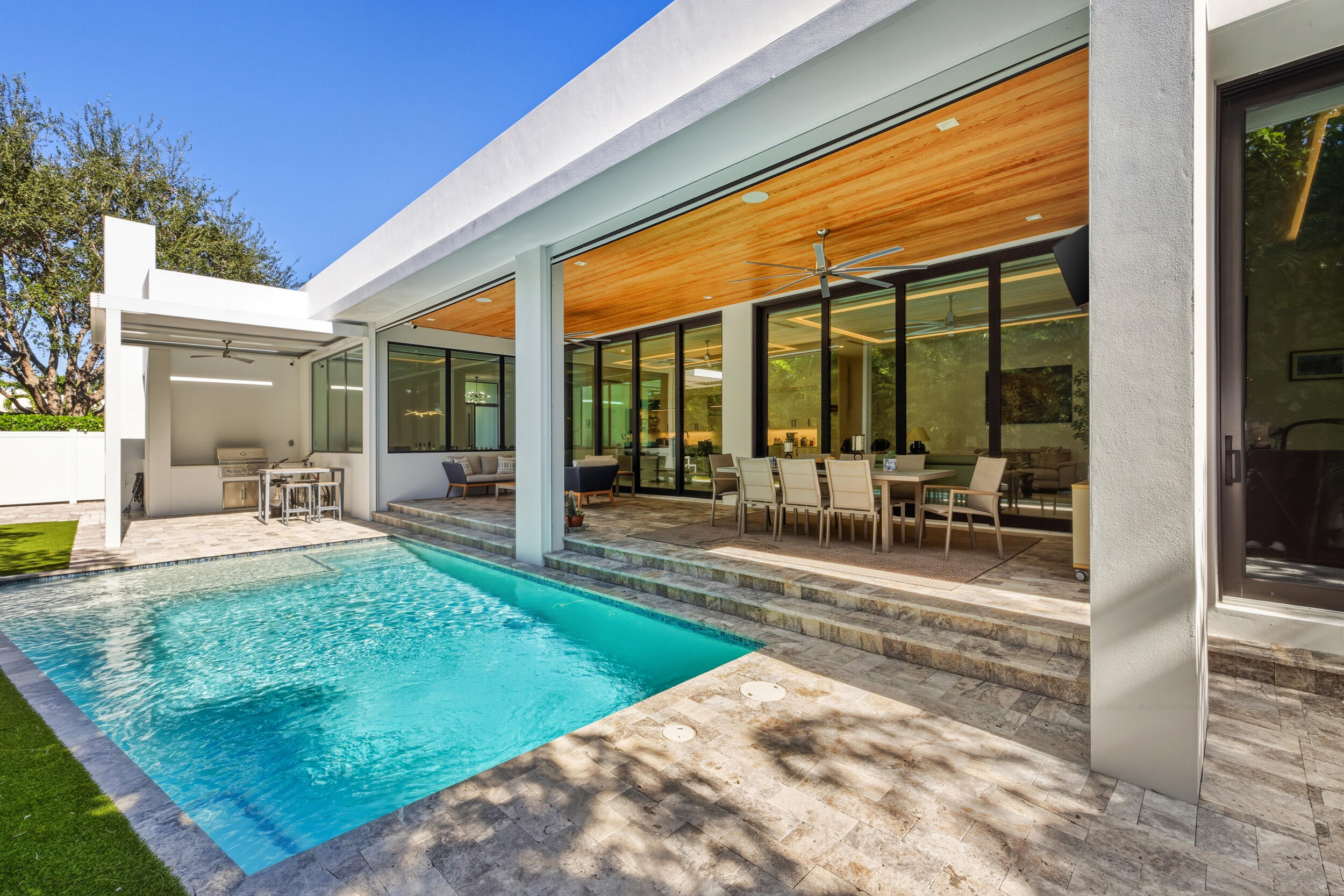 10 Coconut Road Delray Beach, FL 33444 - Photo 2 of 41 Pool