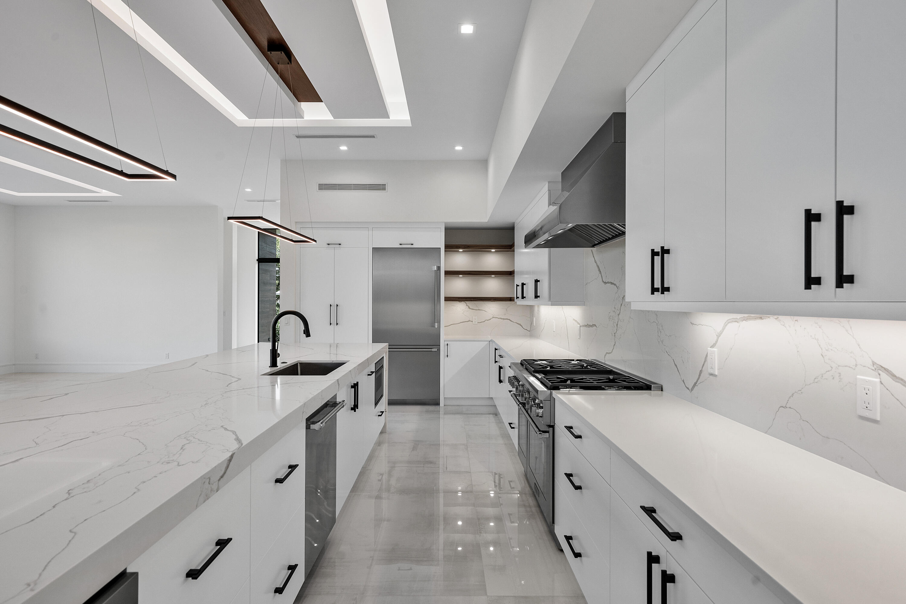 10 Coconut Road Delray Beach, FL 33444 - Photo 6 of 41 Kitchen