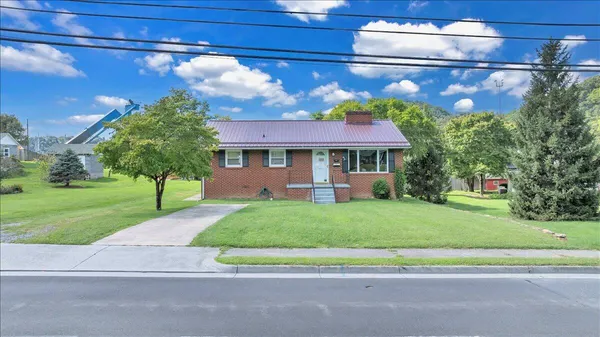 $234,000 | 1312 North Alleghany Avenue, Covington, VA 24426