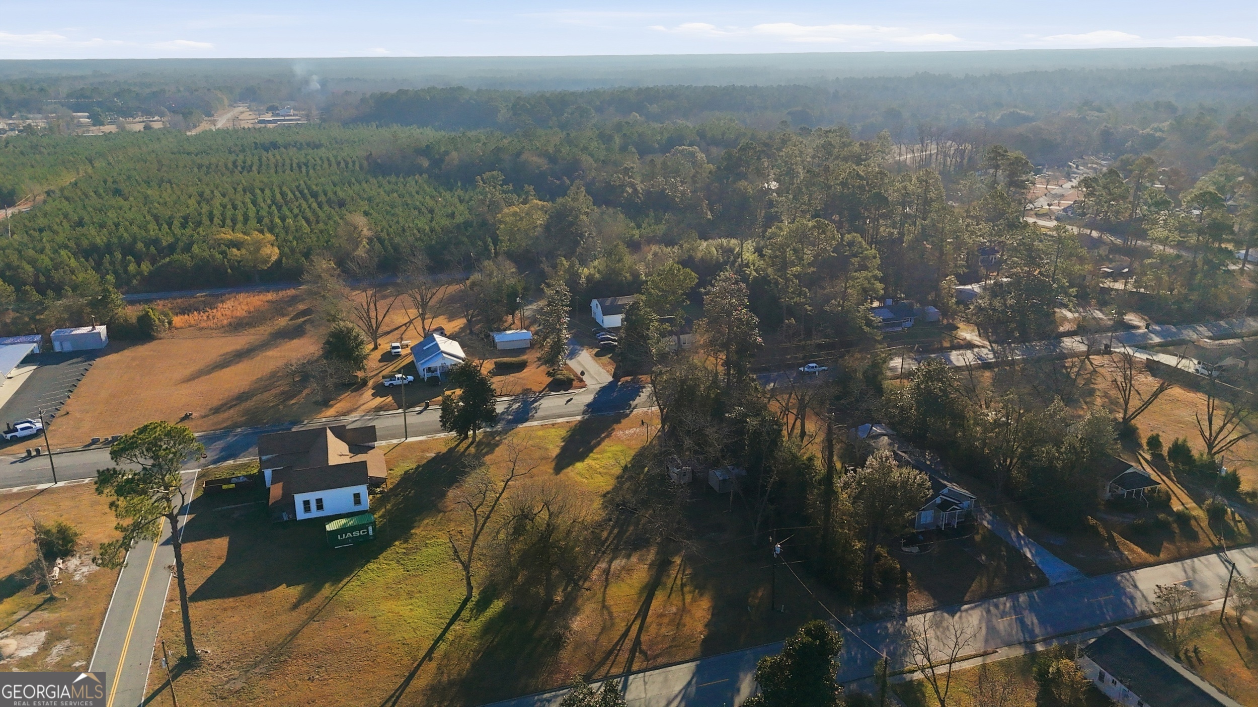 273 South Main Street Pembroke, GA 31321 - Photo 7 of 22 a view of a city