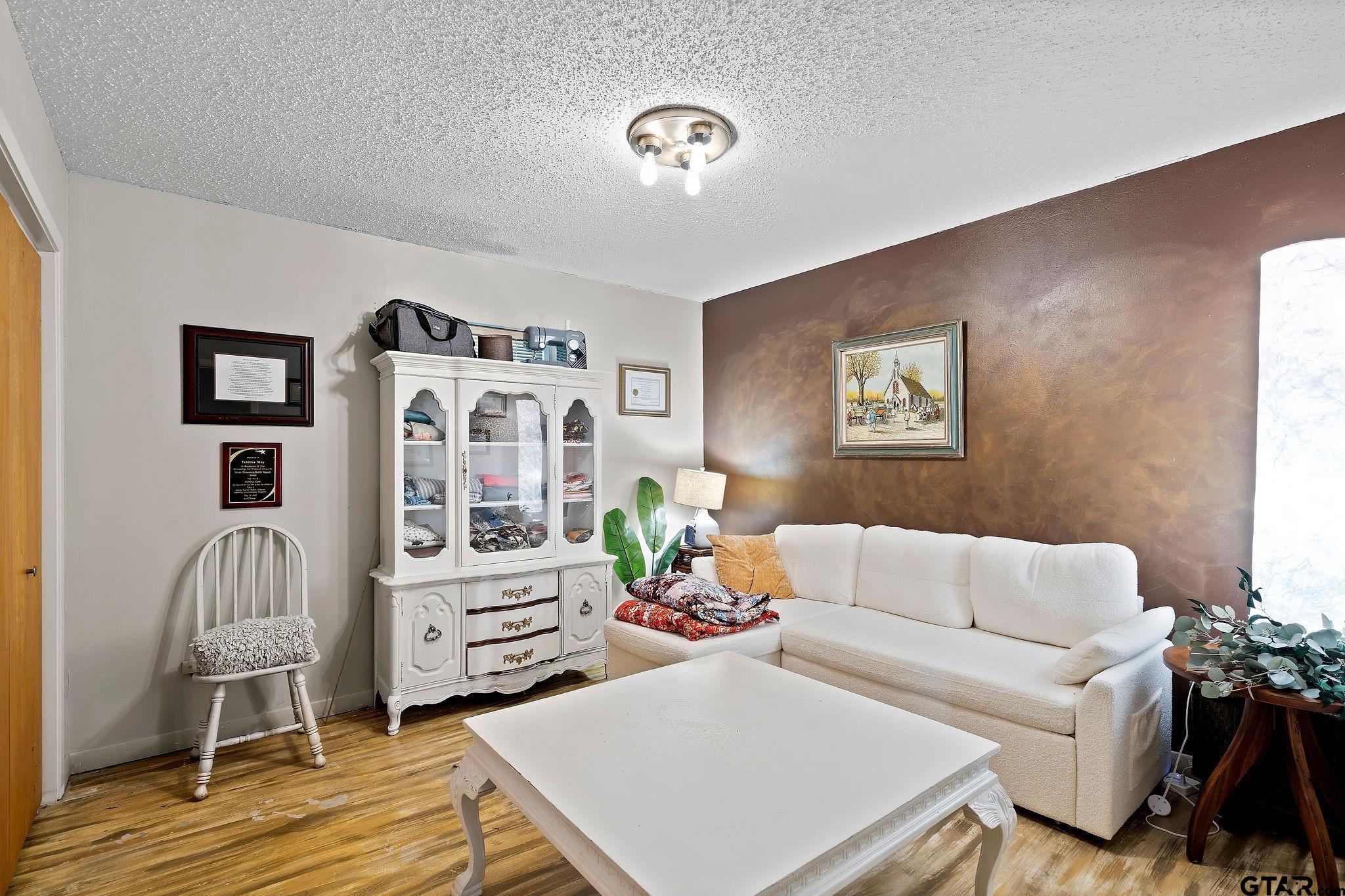 404 Jones Road Longview, TX 75603 - Photo 15 of 31