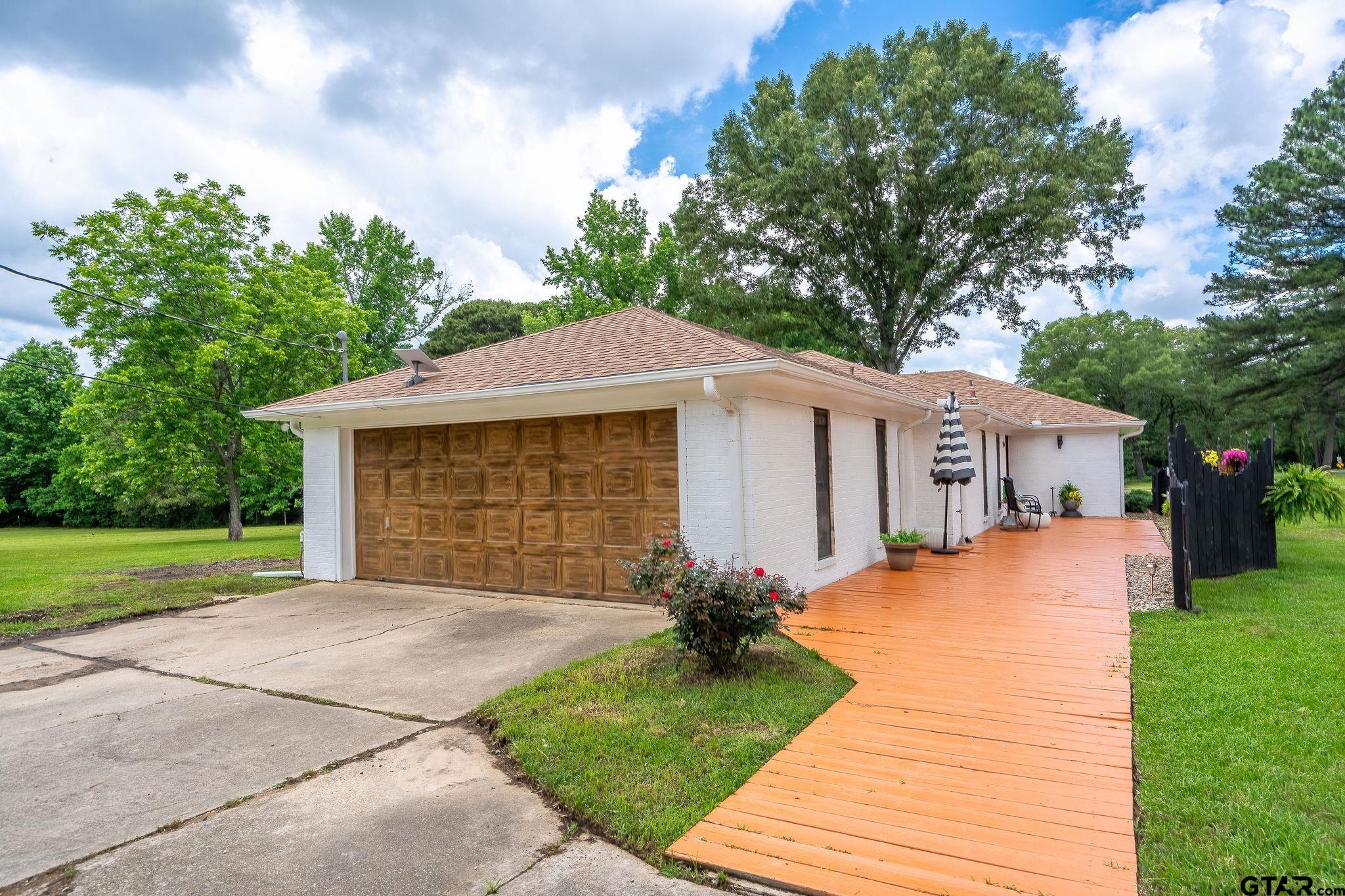 404 Jones Road Longview, TX 75603 - Photo 22 of 31