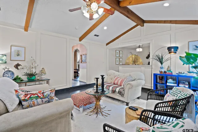 $305,000 | 404 Jones Road, Longview, TX 75603