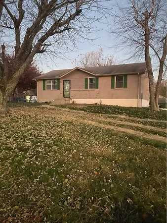 $365,000 | 700 Volunteer Drive, White House, TN 37188