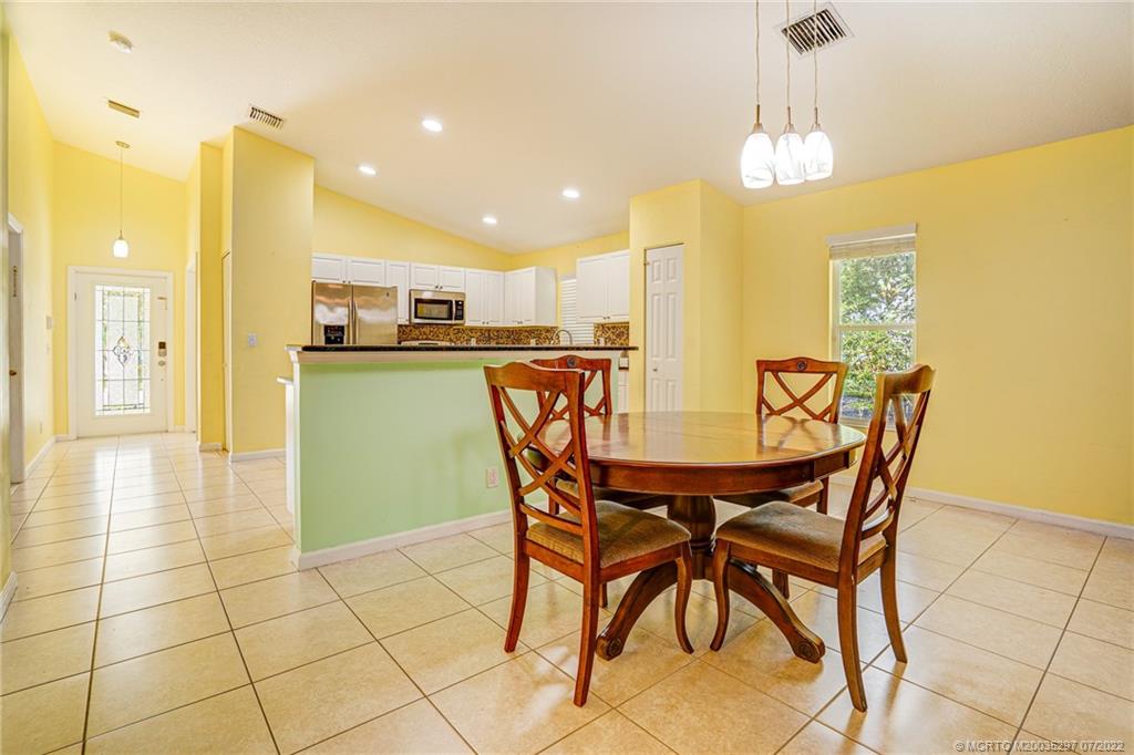 2469 Southwest Omega Way Stuart, FL 34997 - Photo 5 of 33 Gallery Image 5