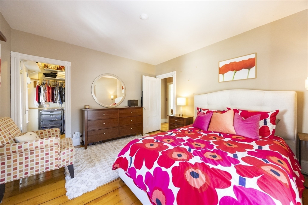 7 Elm Street Boston, MA 02136 - Photo 20 of 33