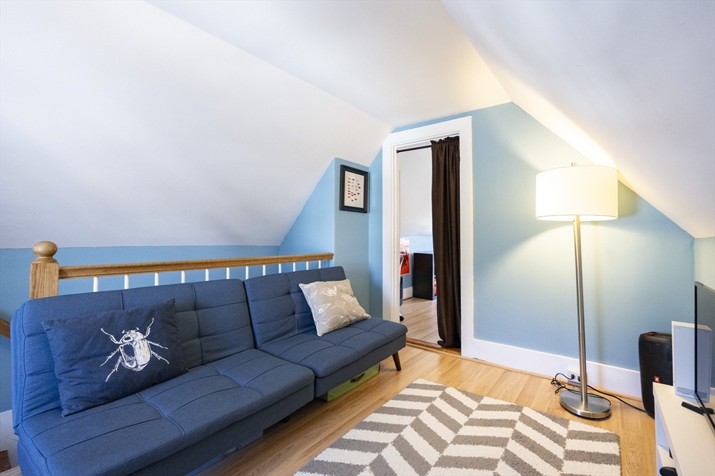 7 Elm Street Boston, MA 02136 - Photo 25 of 33