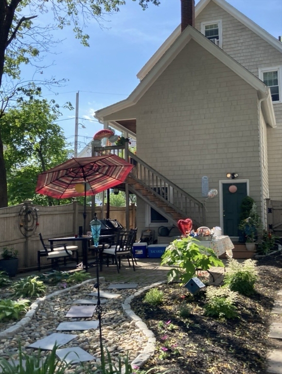 7 Elm Street Boston, MA 02136 - Photo 32 of 33