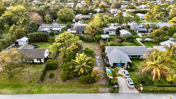 $209,000 | 6483 Southeast Sylvan Place, Hobe Sound, FL 33455