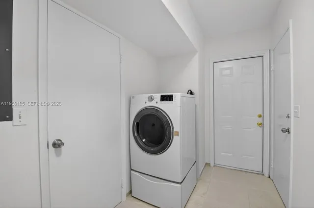 $5,490 | 1345 Southwest 9th Avenue, Boca Raton, FL 33486