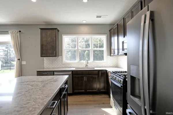 $424,900 | 11134 Ensle Drive, Evansville, IN 47725