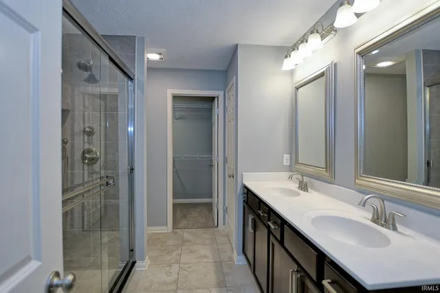 $437,900 | 11134 Ensle Drive, Evansville, IN 47725