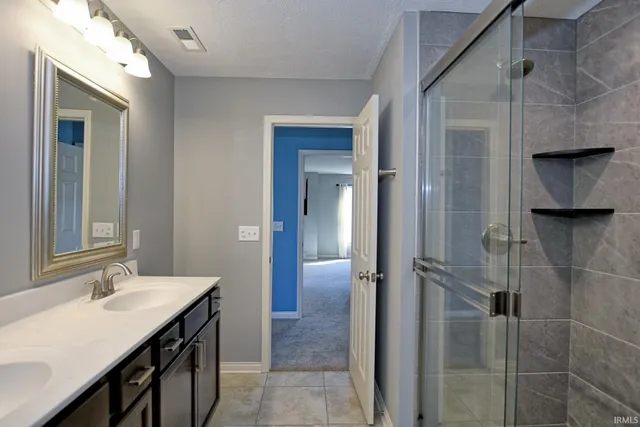 $437,900 | 11134 Ensle Drive, Evansville, IN 47725