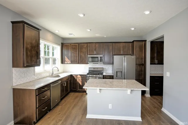 $437,900 | 11134 Ensle Drive, Evansville, IN 47725