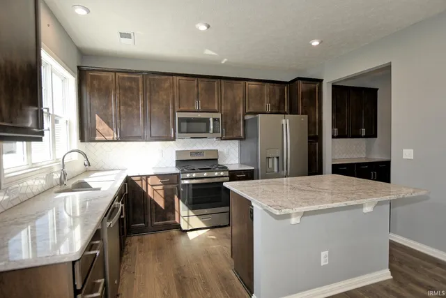 $437,900 | 11134 Ensle Drive, Evansville, IN 47725