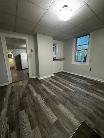 $1,850 | 95 Pacific Street, Unit B, Fitchburg, MA 01420