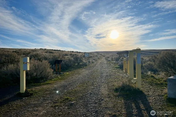 $415,000 | 100 Orchard Way, Wapato, WA 98951